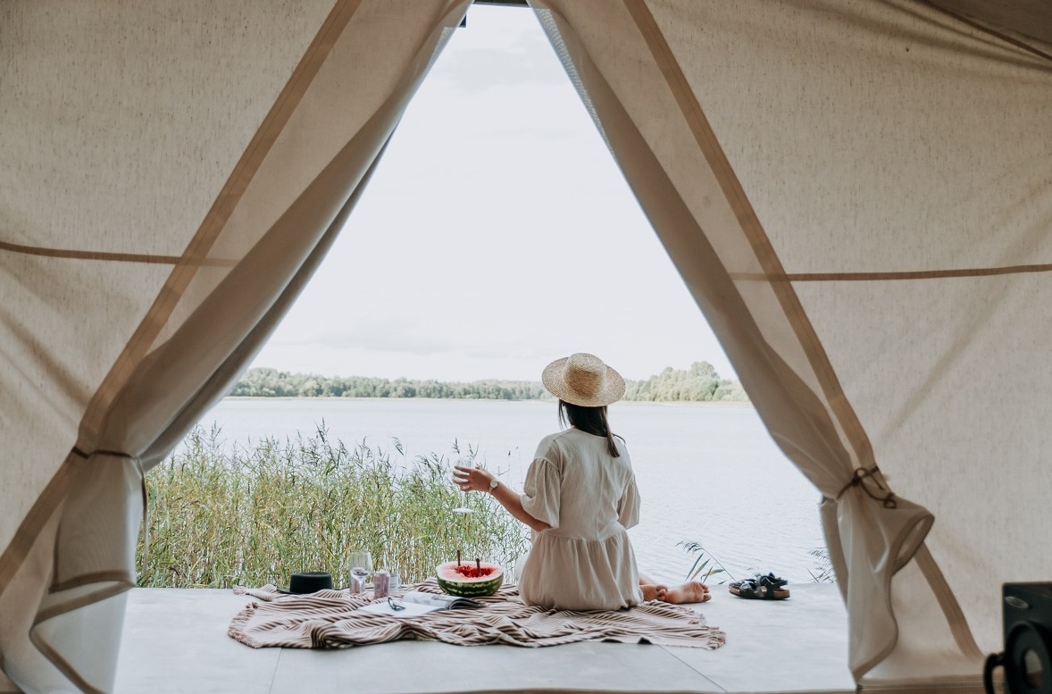 Les tendances qui vont rythmer les vacances d'été 2021 