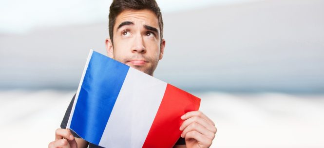 Reconnaître un Français à l’étranger : les 7 signes qui ne trompent pas !