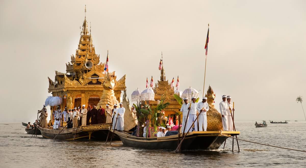 Festival de Phaung Daw Oo : à la recherche de "Bouddha" !